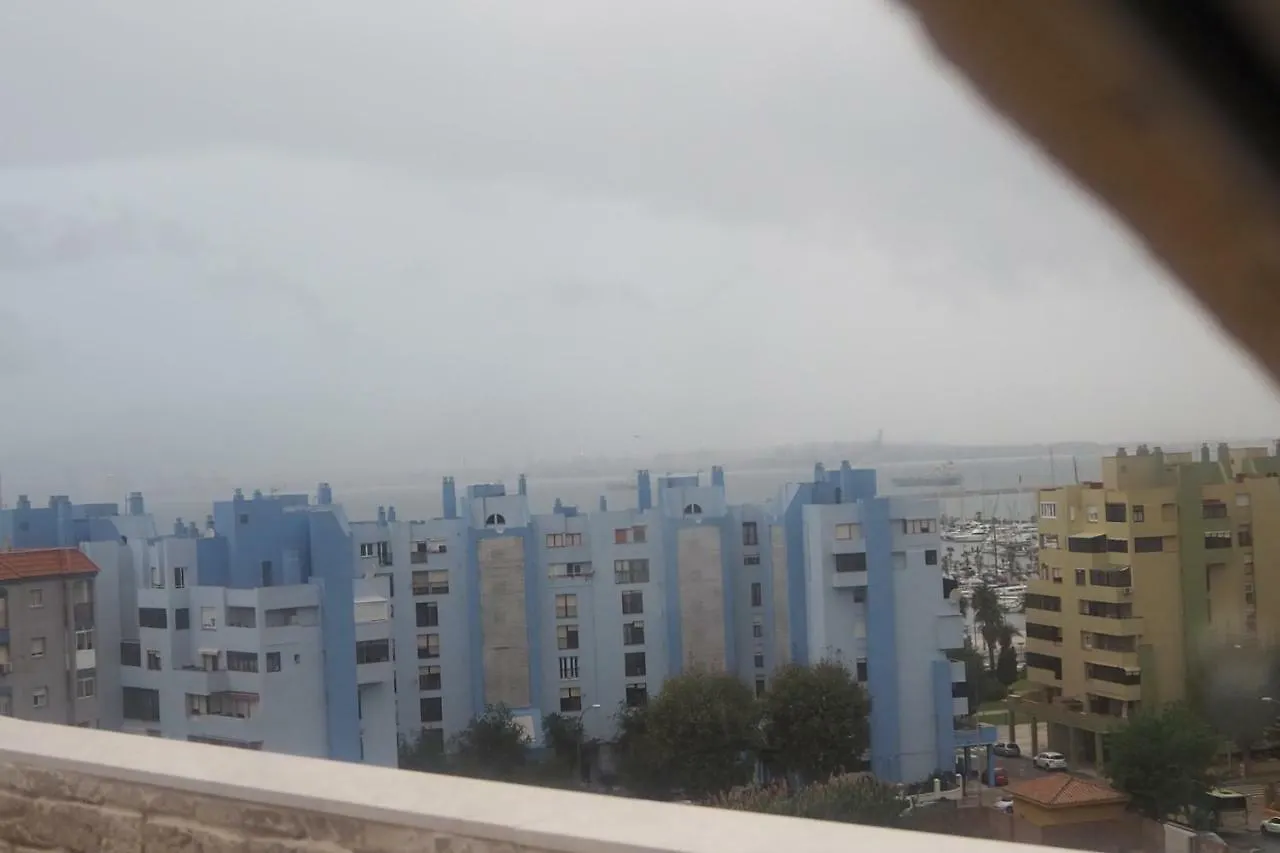 Tiny Apartment On The Roof Touching Gibraltar España